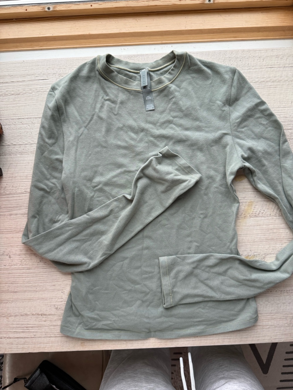 SKIMS Women's Sage Long Sleeve Crewneck Top